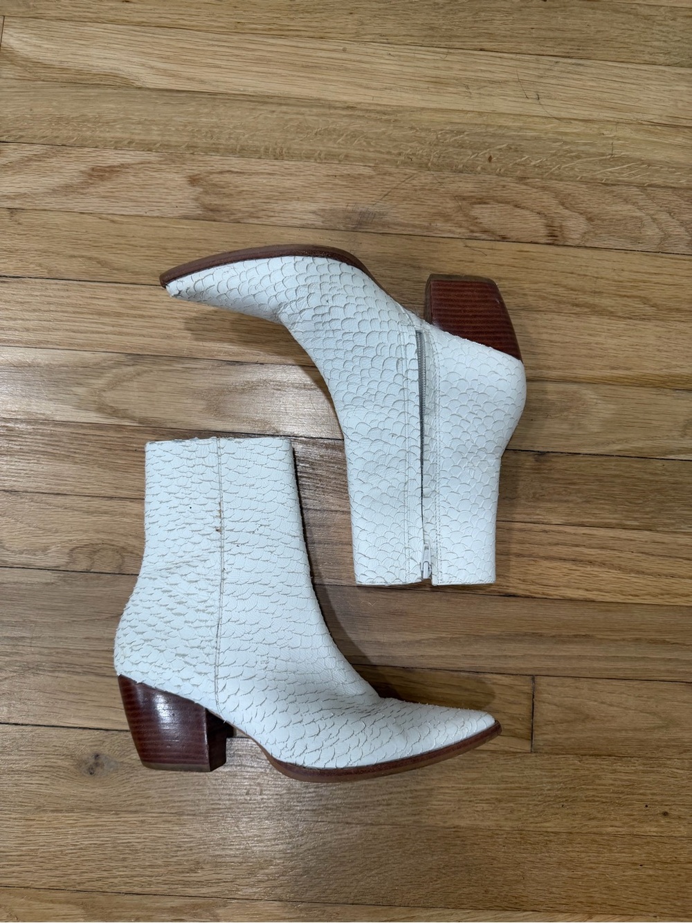 Leather White Textured Pointed-Toe Ankle Boots